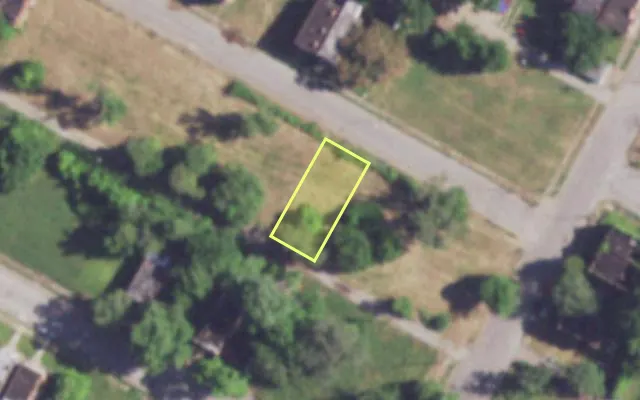 Aerial view of 3816 KENNERLY AV — vacant lot, St. Louis with approximate parcel outline