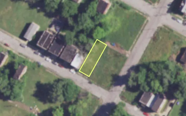 Aerial view of 4009 ALDINE AV — vacant lot, St. Louis with approximate parcel outline