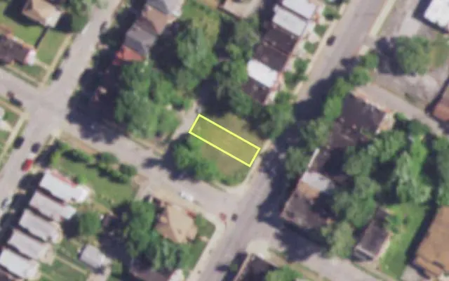 Aerial view of 3605 N NEWSTEAD AV — vacant lot, St. Louis with approximate parcel outline