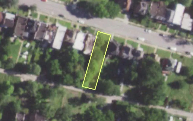 Aerial view of 5130 RIDGE AV — vacant lot, St. Louis with approximate parcel outline