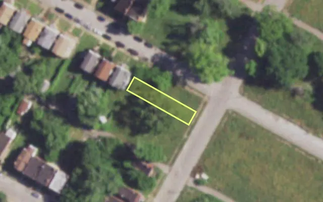 Aerial view of 1725 BILLUPS AV — vacant lot, St. Louis with approximate parcel outline
