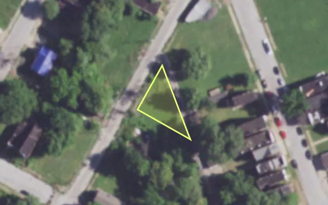 Aerial view of 4026 GLASGOW AV — vacant lot, St. Louis with approximate parcel outline