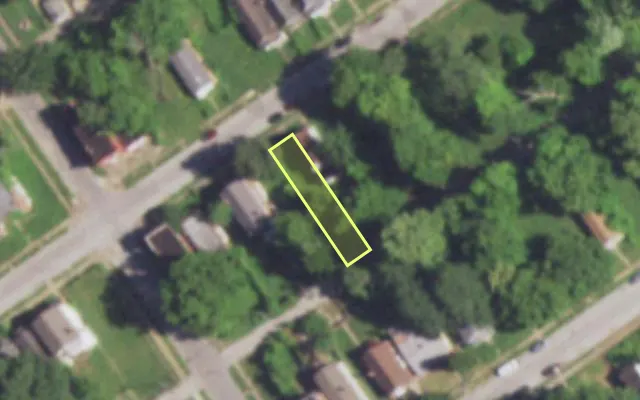 Aerial view of 5212 GENEVIEVE AV — vacant lot, St. Louis with approximate parcel outline