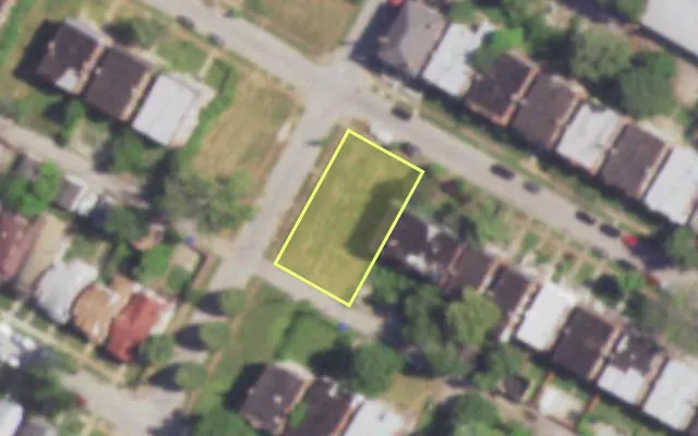 Aerial view of 5164 PALM ST — vacant lot, St. Louis with approximate parcel outline