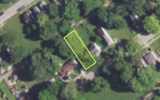 Aerial view of 5233 PLOVER AV — vacant lot, St. Louis with approximate parcel outline
