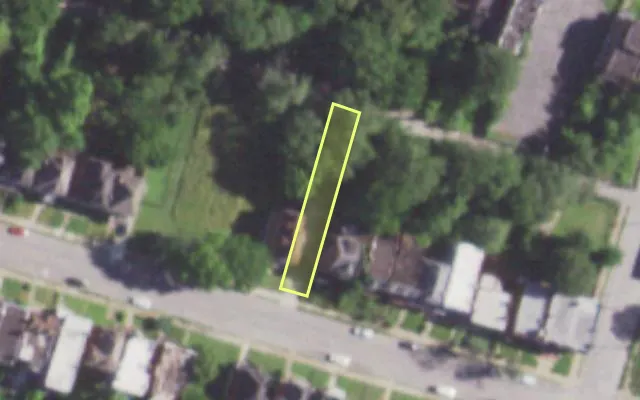 Aerial view of 5127 RIDGE AV — vacant lot, St. Louis with approximate parcel outline
