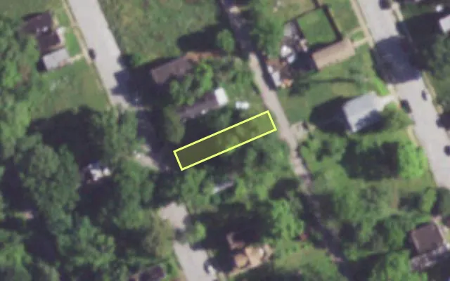 Aerial view of 4400 N 19TH ST — vacant lot, St. Louis with approximate parcel outline