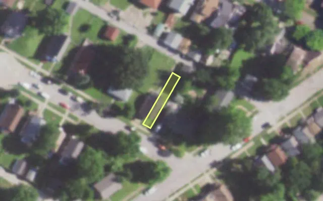 Aerial view of 5707 HENNER AV — vacant lot, St. Louis with approximate parcel outline