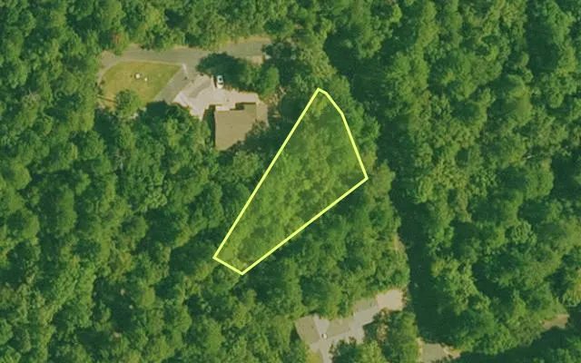 Aerial view of GARLAND County parcel 69466 — Arkansas post-auction with approximate parcel outline
