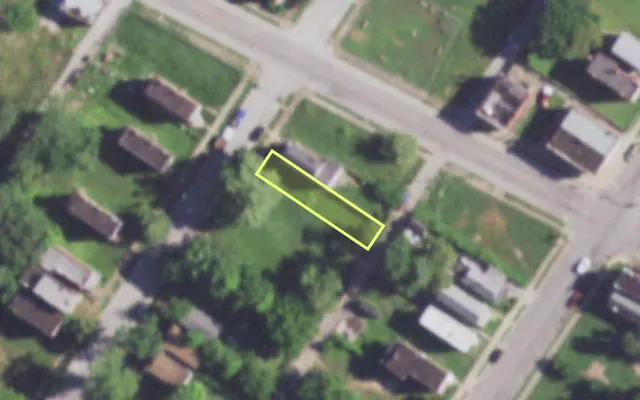 Aerial view of 4252 DESOTO AV — vacant lot, St. Louis with approximate parcel outline
