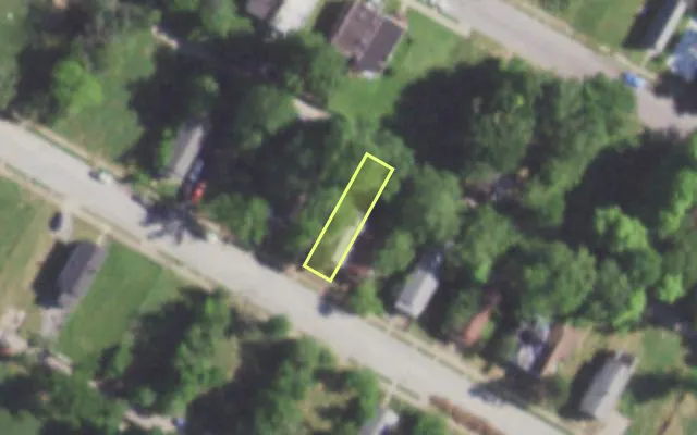 Aerial view of 5729 KENNERLY AV — vacant lot, St. Louis with approximate parcel outline