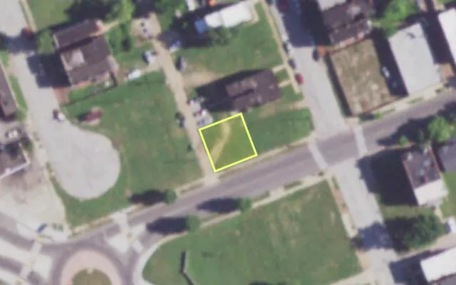 Aerial view of 2507 SALISBURY ST — vacant lot, St. Louis with approximate parcel outline