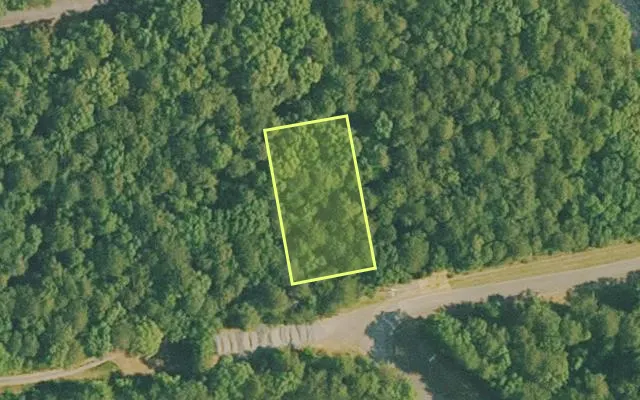 Aerial view of VAN BUREN County parcel 4400-11104-0000 — Arkansas post-auction with approximate parcel outline