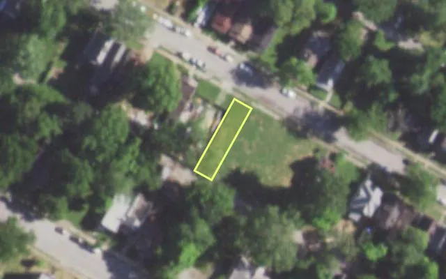 Aerial view of 5648 HIGHLAND AV — vacant lot, St. Louis with approximate parcel outline