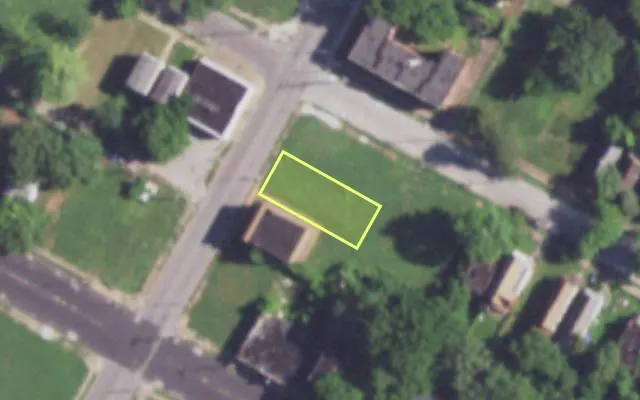 Aerial view of 4166 FAIR AV — vacant lot, St. Louis with approximate parcel outline