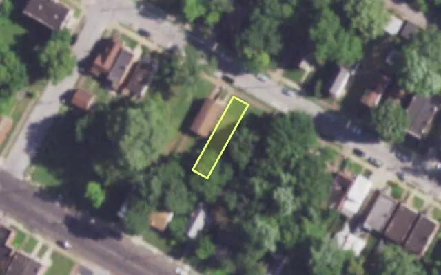 Aerial view of 4044 PENROSE ST — vacant lot, St. Louis with approximate parcel outline