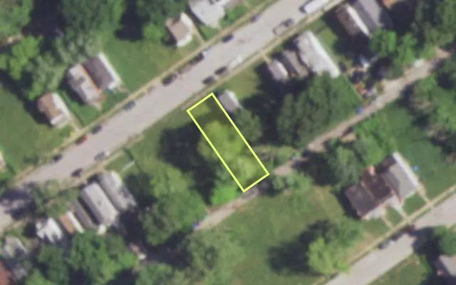Aerial view of 5032 EMERSON AV — vacant lot, St. Louis with approximate parcel outline