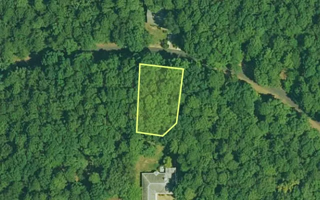 Aerial view of GARLAND County parcel 64261 — Arkansas post-auction with approximate parcel outline