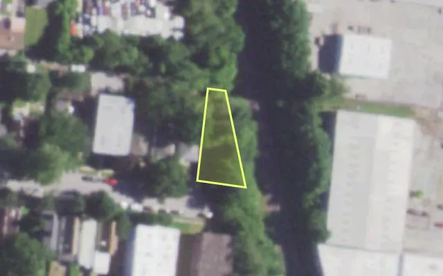 Aerial view of 4241 MIAMI ST — vacant lot, St. Louis with approximate parcel outline