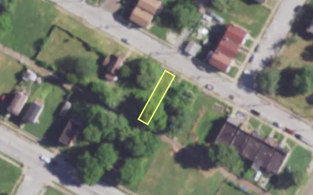 Aerial view of 3730 PENROSE ST — vacant lot, St. Louis with approximate parcel outline
