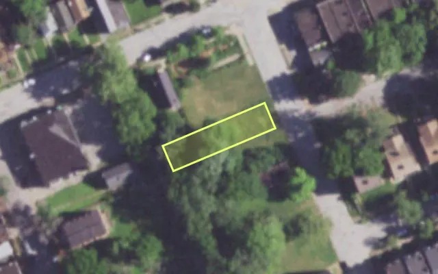 Aerial view of 3949 BLAIR AV — vacant lot, St. Louis with approximate parcel outline