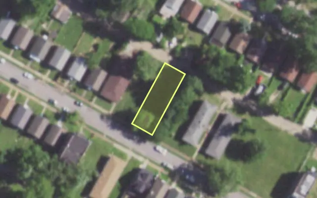Aerial view of 5861 ROOSEVELT PL — vacant lot, St. Louis with approximate parcel outline