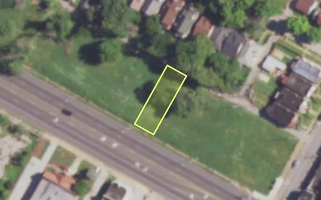 Aerial view of 4825 NATURAL BRIDGE AV — vacant lot, St. Louis with approximate parcel outline