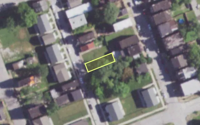 Aerial view of 3418 KLEIN ST — vacant lot, St. Louis with approximate parcel outline