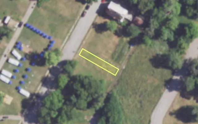 Aerial view of 1810 COLEMAN ST — vacant lot, St. Louis with approximate parcel outline