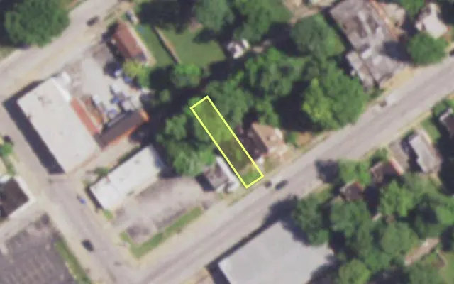Aerial view of 5017 UNION BLVD — vacant lot, St. Louis with approximate parcel outline