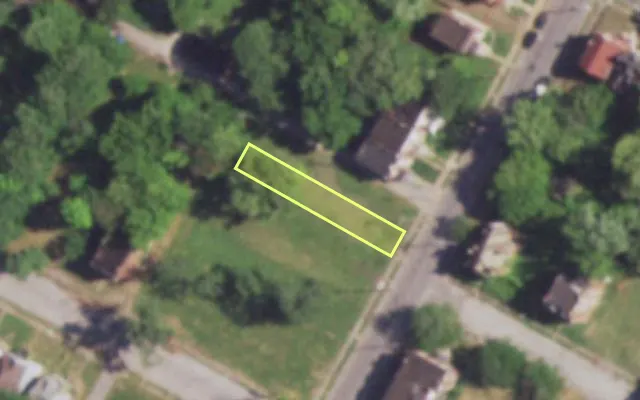 Aerial view of 1715 MARCUS AV — vacant lot, St. Louis with approximate parcel outline
