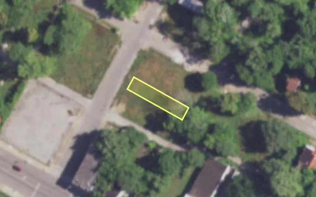 Aerial view of 1520 ANNIE MALONE DR — vacant lot, St. Louis with approximate parcel outline