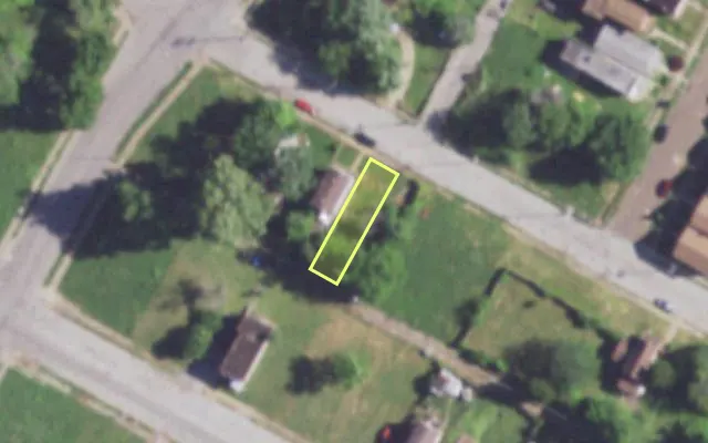 Aerial view of 3772 PENROSE ST — vacant lot, St. Louis with approximate parcel outline
