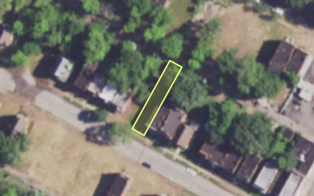 Aerial view of 3931 MAFFITT AV — vacant lot, St. Louis with approximate parcel outline