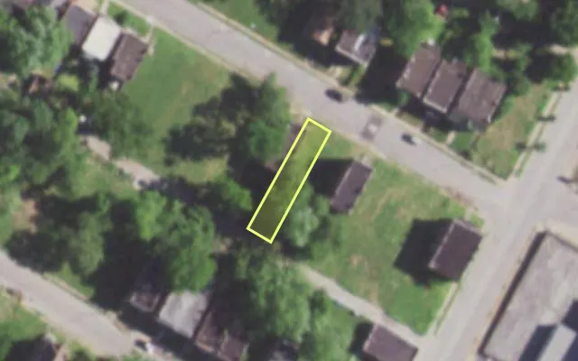 Aerial view of 5820 LOTUS AV — vacant lot, St. Louis with approximate parcel outline