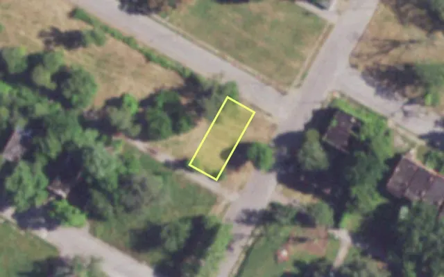 Aerial view of 3802 KENNERLY AV — vacant lot, St. Louis with approximate parcel outline