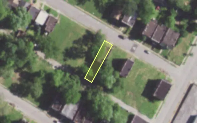 Aerial view of 5822 LOTUS AV — vacant lot, St. Louis with approximate parcel outline