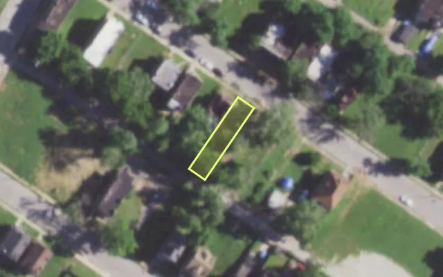 Aerial view of 5958 LOTUS AV — vacant lot, St. Louis with approximate parcel outline