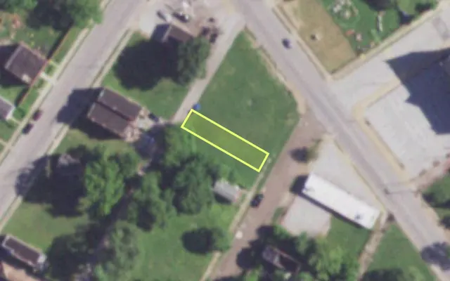 Aerial view of 4347 GANO AV — vacant lot, St. Louis with approximate parcel outline