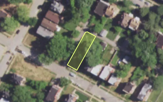 Aerial view of 4469 GREER AV — vacant lot, St. Louis with approximate parcel outline