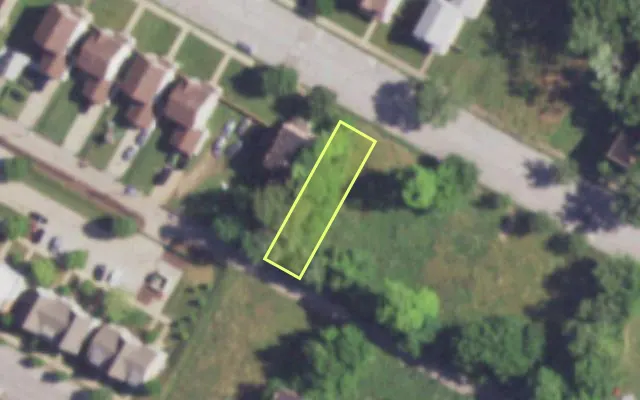 Aerial view of 4018 COOK AV — vacant lot, St. Louis with approximate parcel outline
