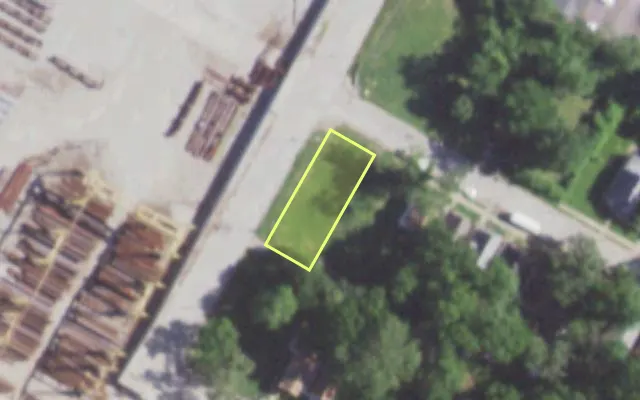 Aerial view of 5872 ELMBANK AV — vacant lot, St. Louis with approximate parcel outline