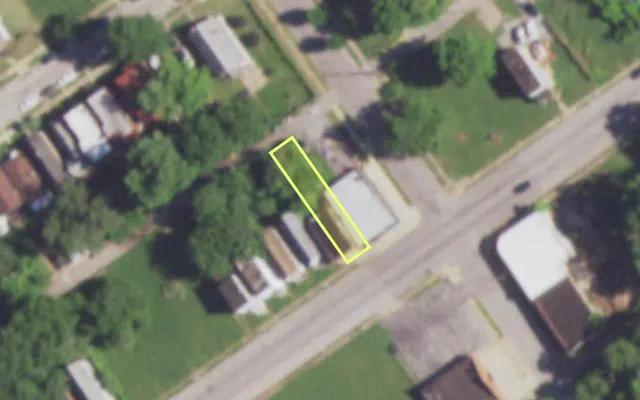 Aerial view of 5095 UNION BLVD — vacant lot, St. Louis with approximate parcel outline