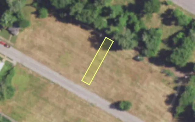 Aerial view of 4543 KENNERLY AV — vacant lot, St. Louis with approximate parcel outline