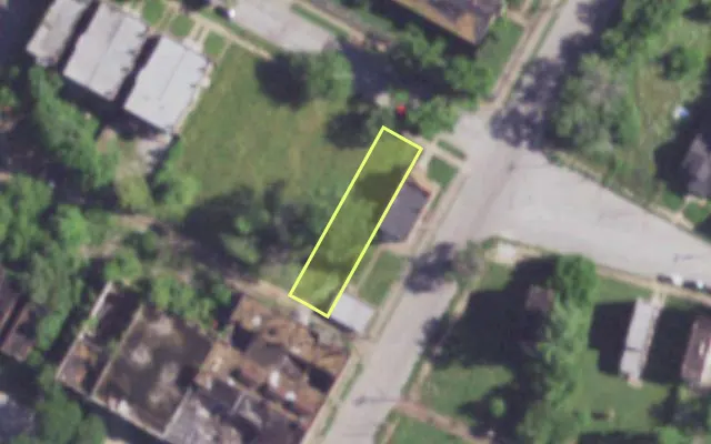 Aerial view of 2904 PALM ST — vacant lot, St. Louis with approximate parcel outline