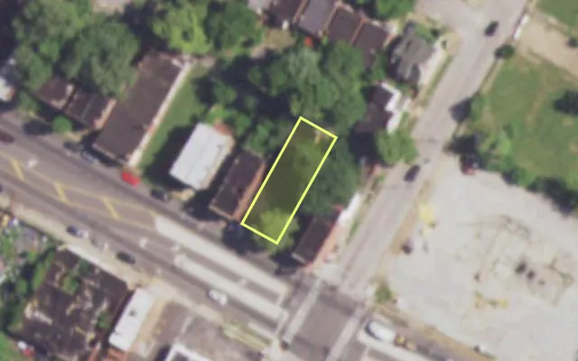 Aerial view of 4709 NATURAL BRIDGE AV — vacant lot, St. Louis with approximate parcel outline