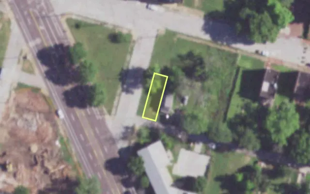 Aerial view of 3114 N 20TH ST — vacant lot, St. Louis with approximate parcel outline