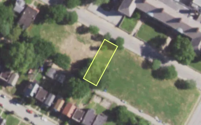 Aerial view of 5826 KENNERLY AV — vacant lot, St. Louis with approximate parcel outline