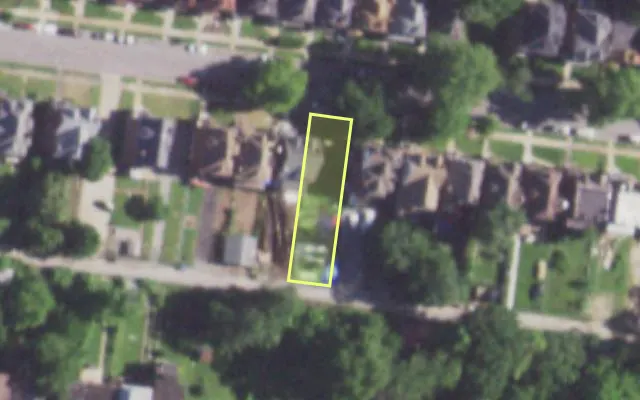 Aerial view of 5140 CABANNE AV — vacant lot, St. Louis with approximate parcel outline