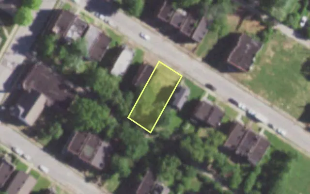 Aerial view of 5964 HIGHLAND AV — vacant lot, St. Louis with approximate parcel outline